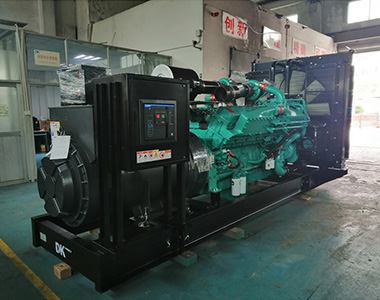 UED官网,1200KW/400V陆用发电机应用于某房地产项目